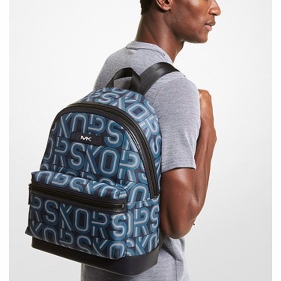 MICHAEL KORS MENS Kent Graphic Logo Backpack - Picture 4 of 4